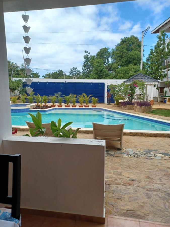 Dona Mayra Aparta Hotel Las Terrenas Exterior foto